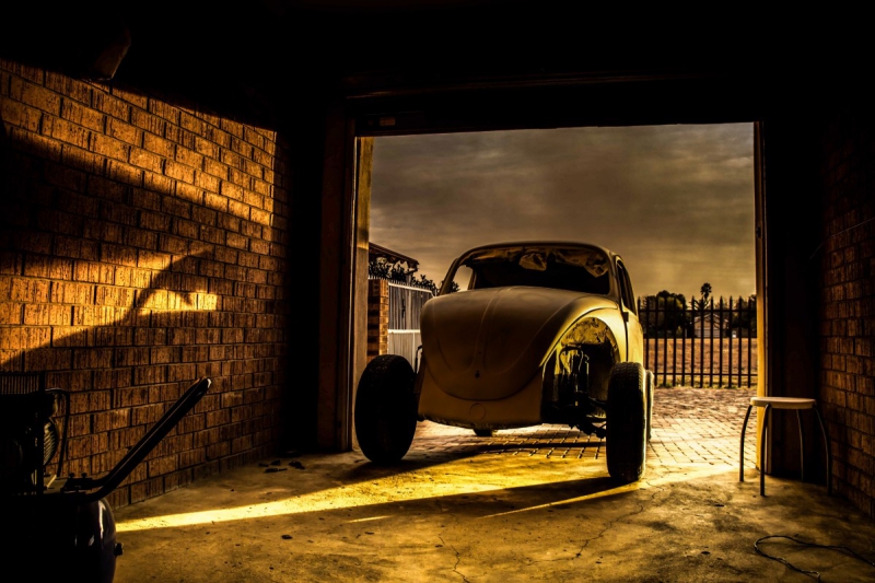 carrosserie-DRAP-min_car_garage_volkswagen_sunset_vw_beetle-81658